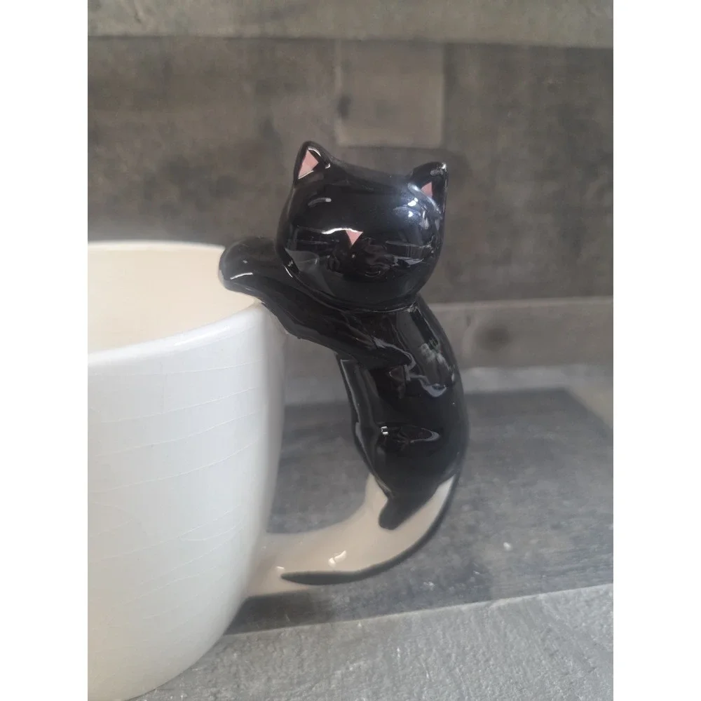 Boston Warehouse Black Cat Mug 'Hang In There' 5"H - Picture 3 of 8